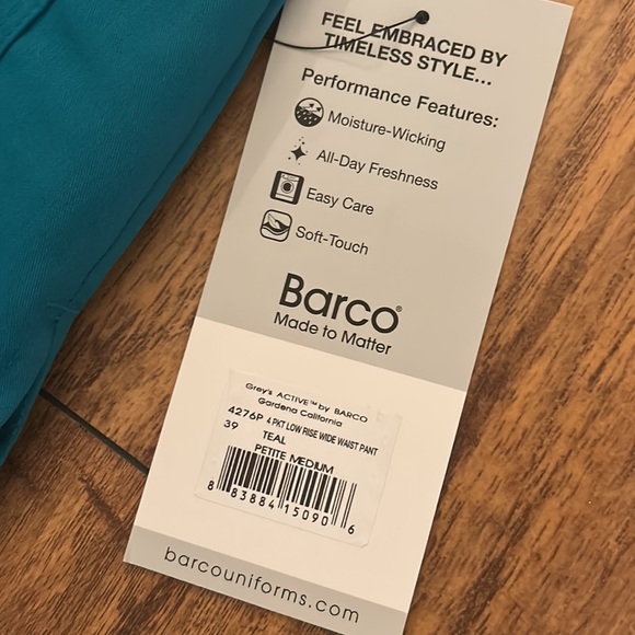 Greys anatomy scrubs - Petite set - Picture 2 of 5